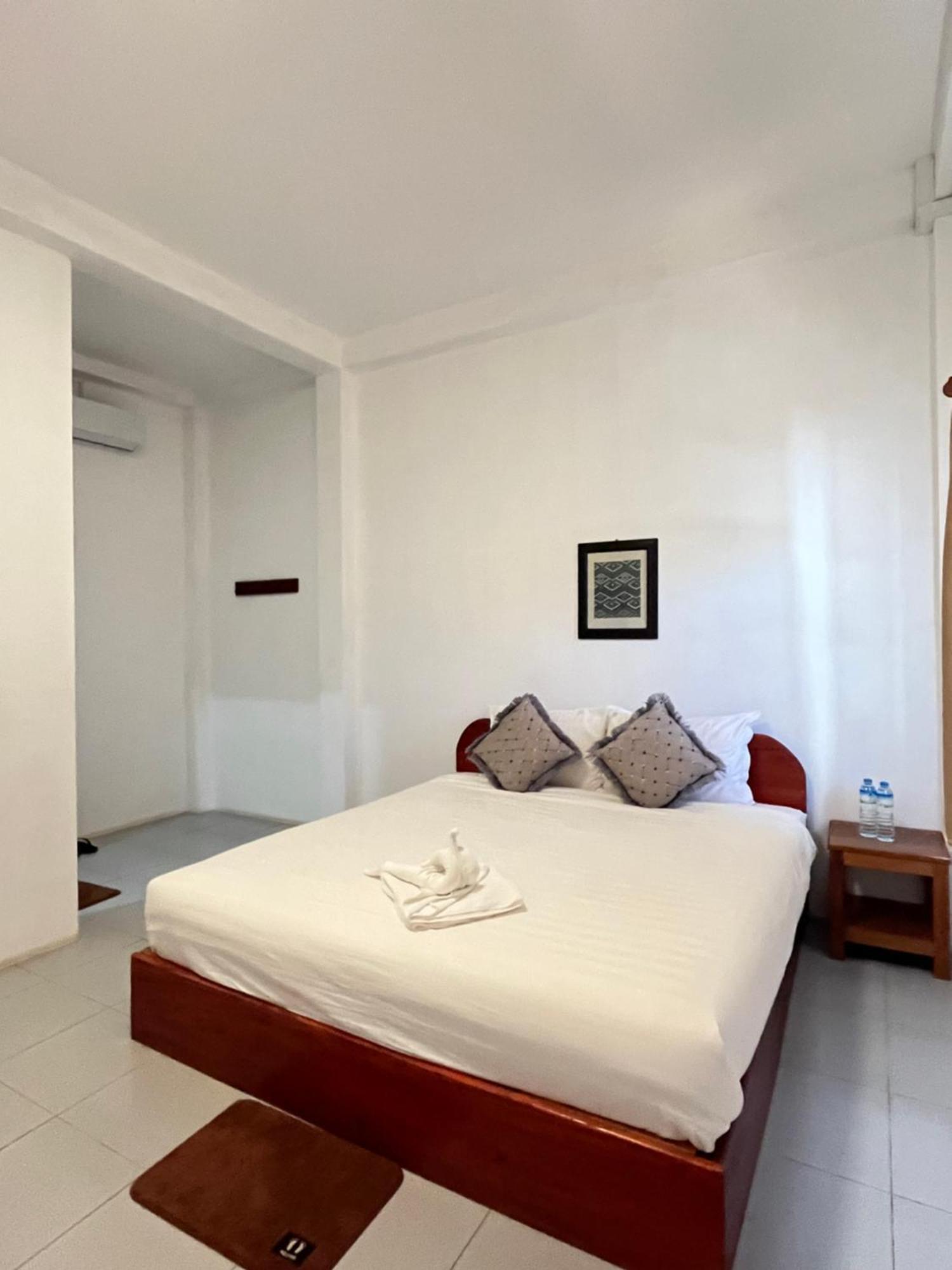 Sanhak Guesthouse 1 Ban Nahin-Nai ภายนอก รูปภาพ