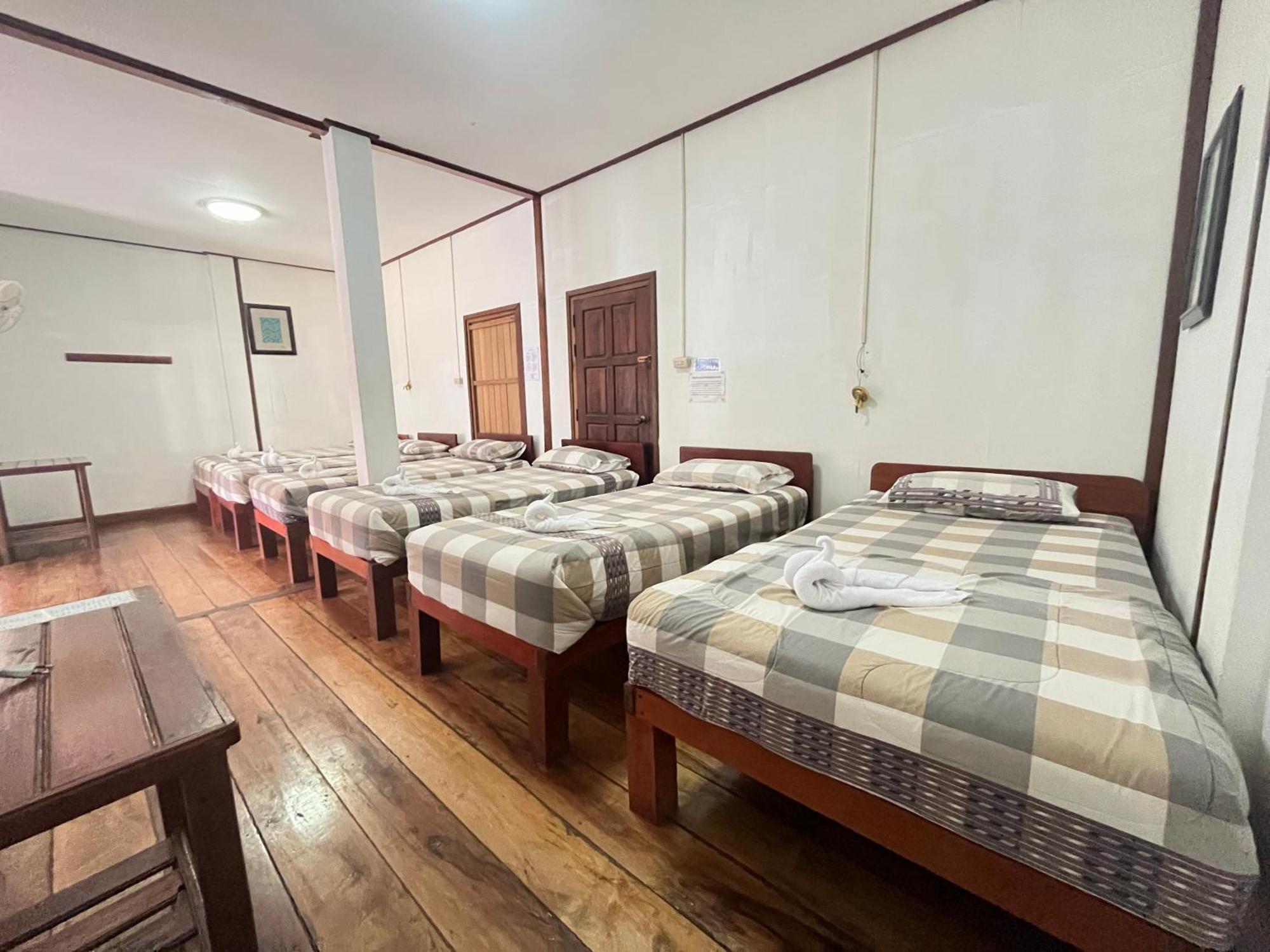 Sanhak Guesthouse 1 Ban Nahin-Nai ภายนอก รูปภาพ