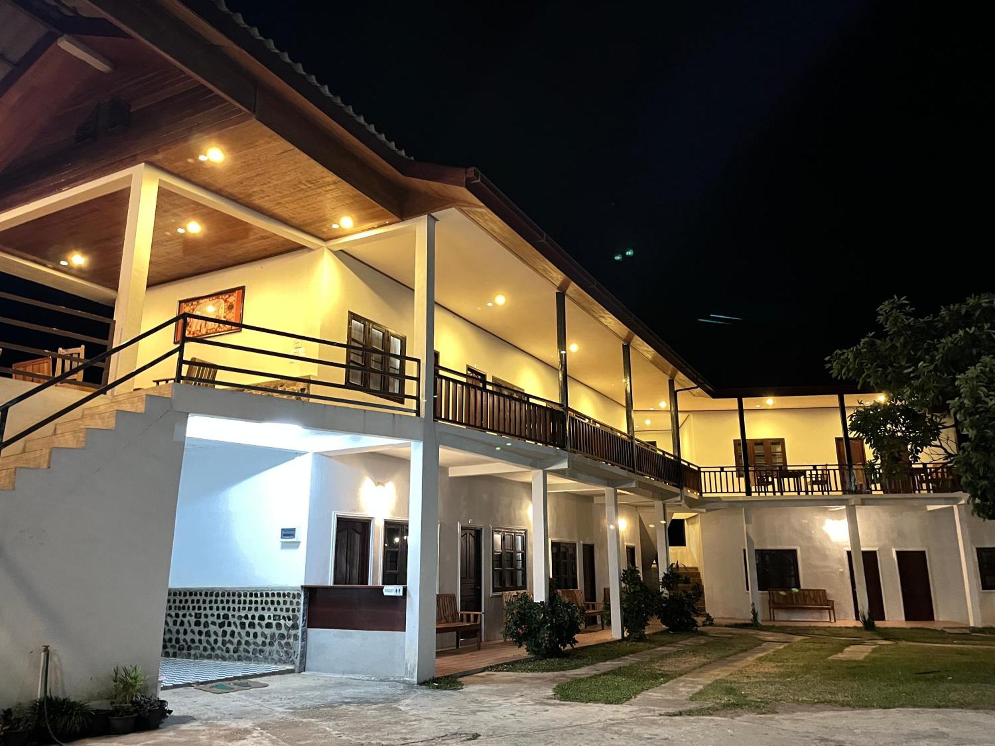 Sanhak Guesthouse 1 Ban Nahin-Nai ภายนอก รูปภาพ