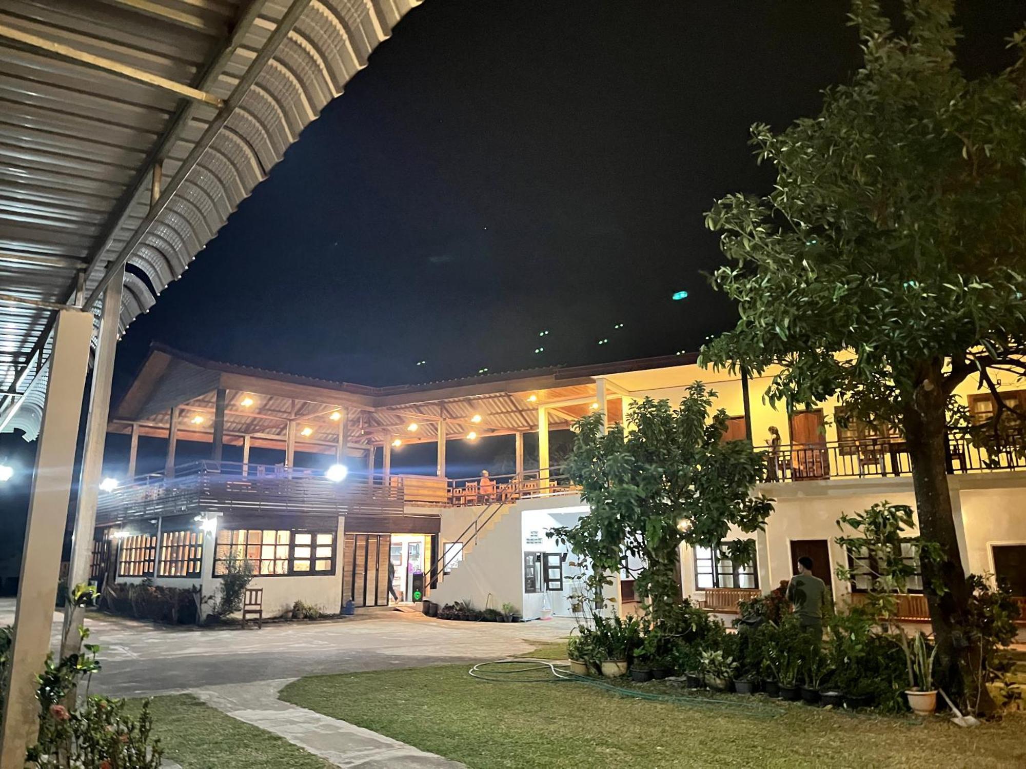 Sanhak Guesthouse 1 Ban Nahin-Nai ภายนอก รูปภาพ